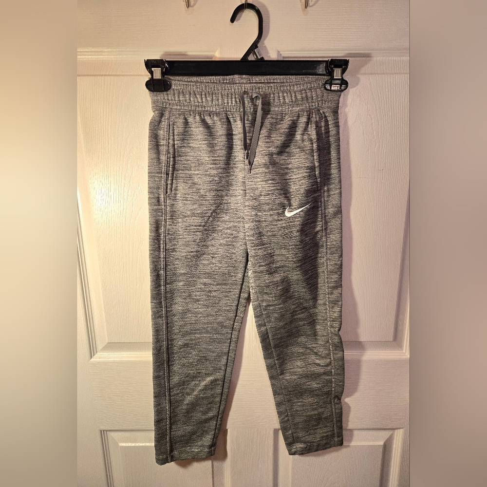 Nike Gray Joggers with Soft Fabric and Relaxed Fit